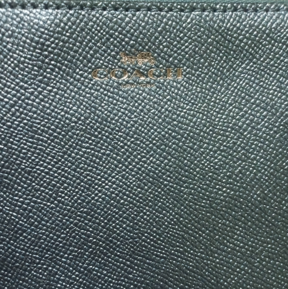 Coach wristlet - Picture 5 of 7